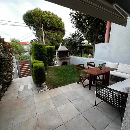 Apartament Cozy And Modern House 350m To The In Nikiti!