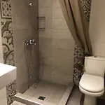 Cozy And Modern House 350m To The In Nikiti! 公寓 尼基季