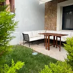 Cozy And Modern House 350m To The In Nikiti! 公寓 *