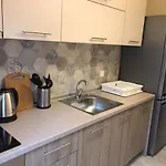 Cozy And Modern House 350m To The In Nikiti!