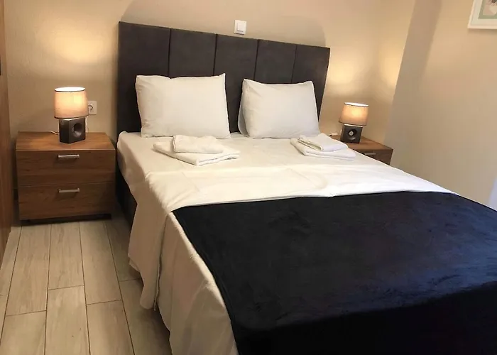 Cozy And Modern House 350m To The In Nikiti! 公寓 尼基季