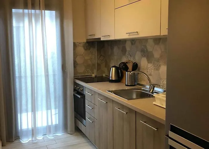 公寓 Cozy And Modern House 350m To The In Nikiti! *
