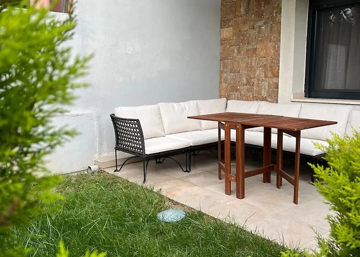 Cozy And Modern House 350m To The In Nikiti! 公寓 *