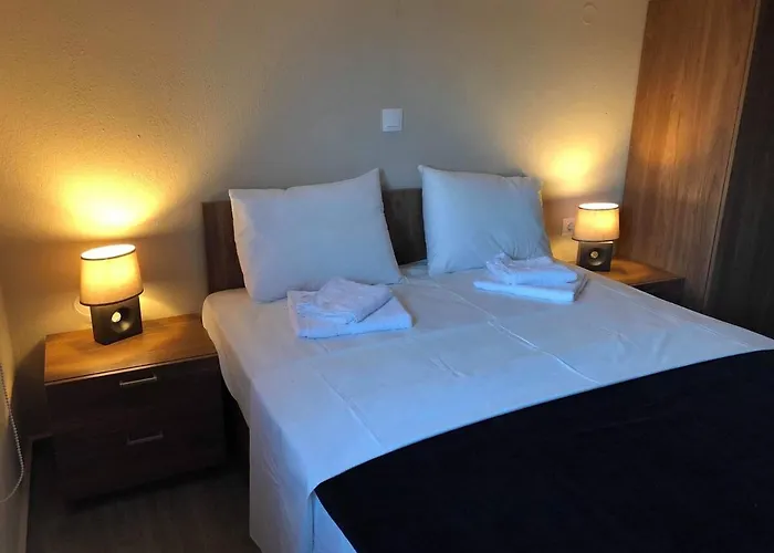 公寓 Cozy And Modern House 350m To The In Nikiti! *