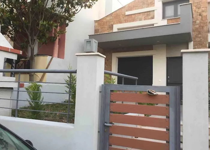 Cozy And Modern House 350m To The In Nikiti! 尼基季